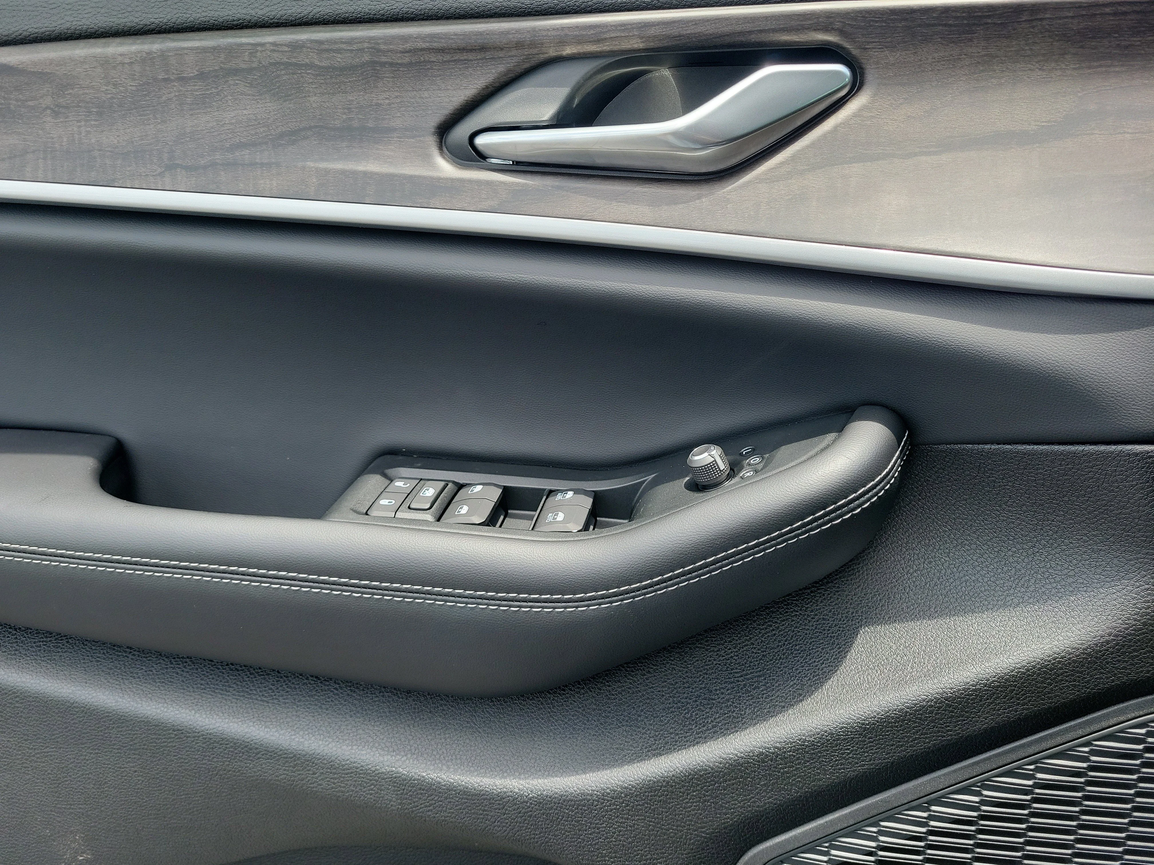 New 2026  Jeep Laredo Altitude image 13