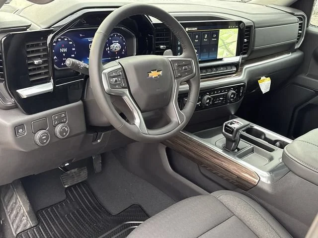 New 2026 Summit White Chevrolet LT image 22