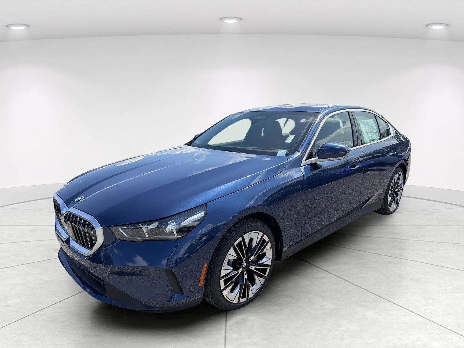 New 2027 Phytonic Blue Metallic BMW 530i image 8