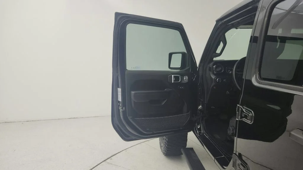 Used 2023 Black Jeep 4-Door Sport S 4x4 image 11