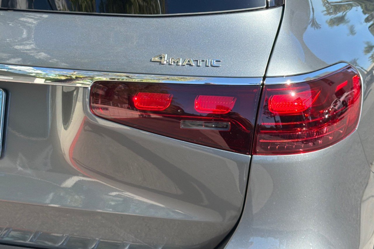 New 2026 Selenite Grey Metallic Mercedes-Benz GLS 450 4MATIC® SUV image 28