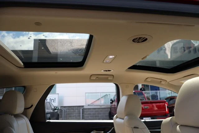 Used 2023 Red Buick Essence image 43