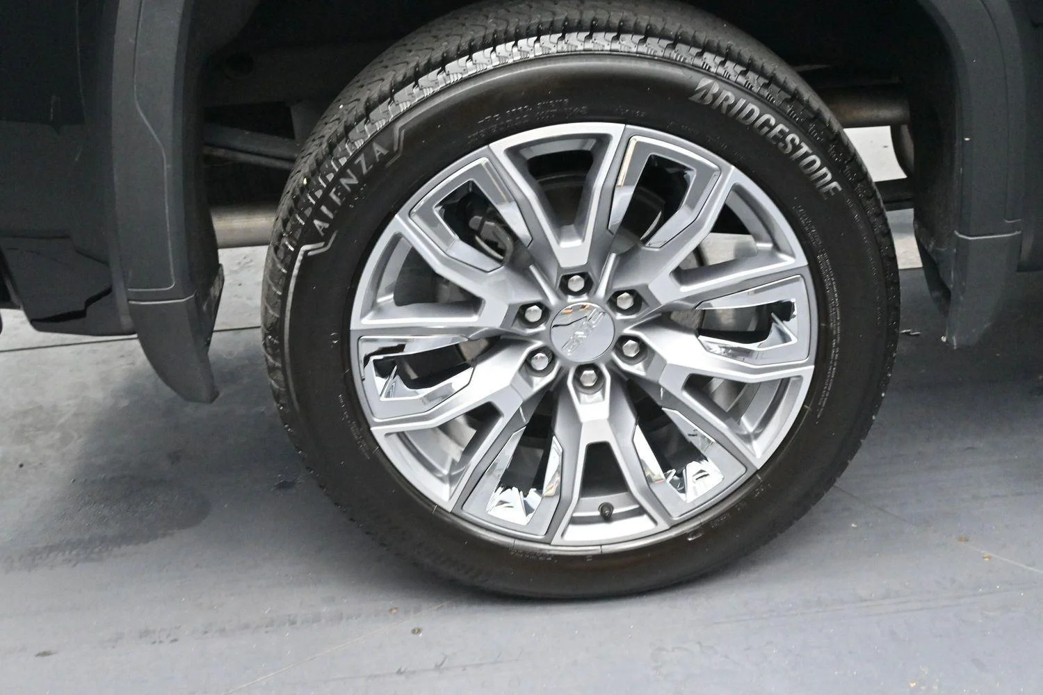 Used 2025 Onyx Black GMC Denali image 36