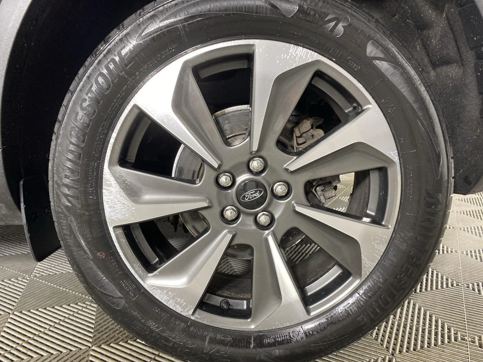 Used 2023 Vapor Blue Ford Platinum image 12