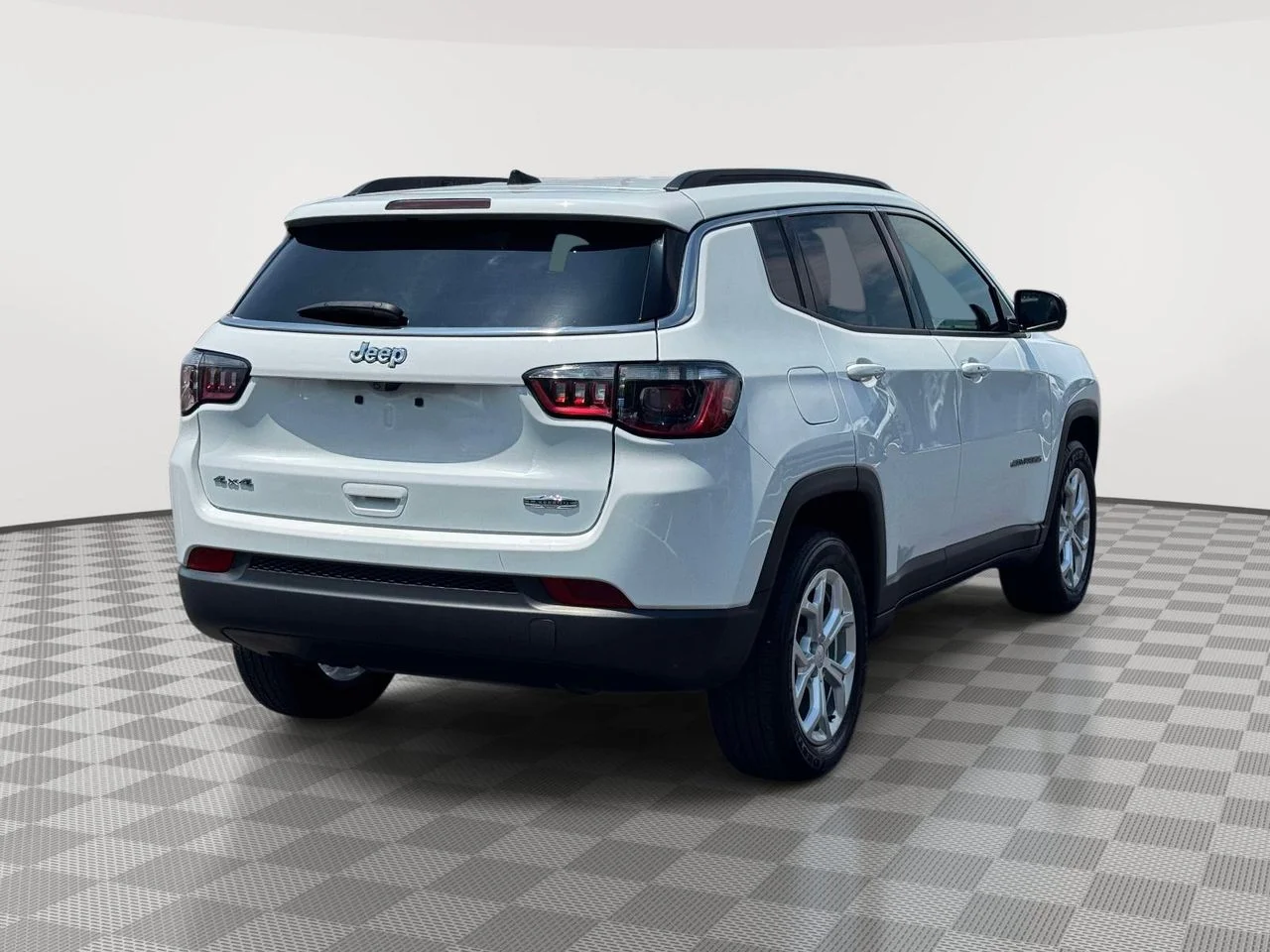 Used 2024 Bright White Clearcoat Jeep Latitude 4x4 image 5