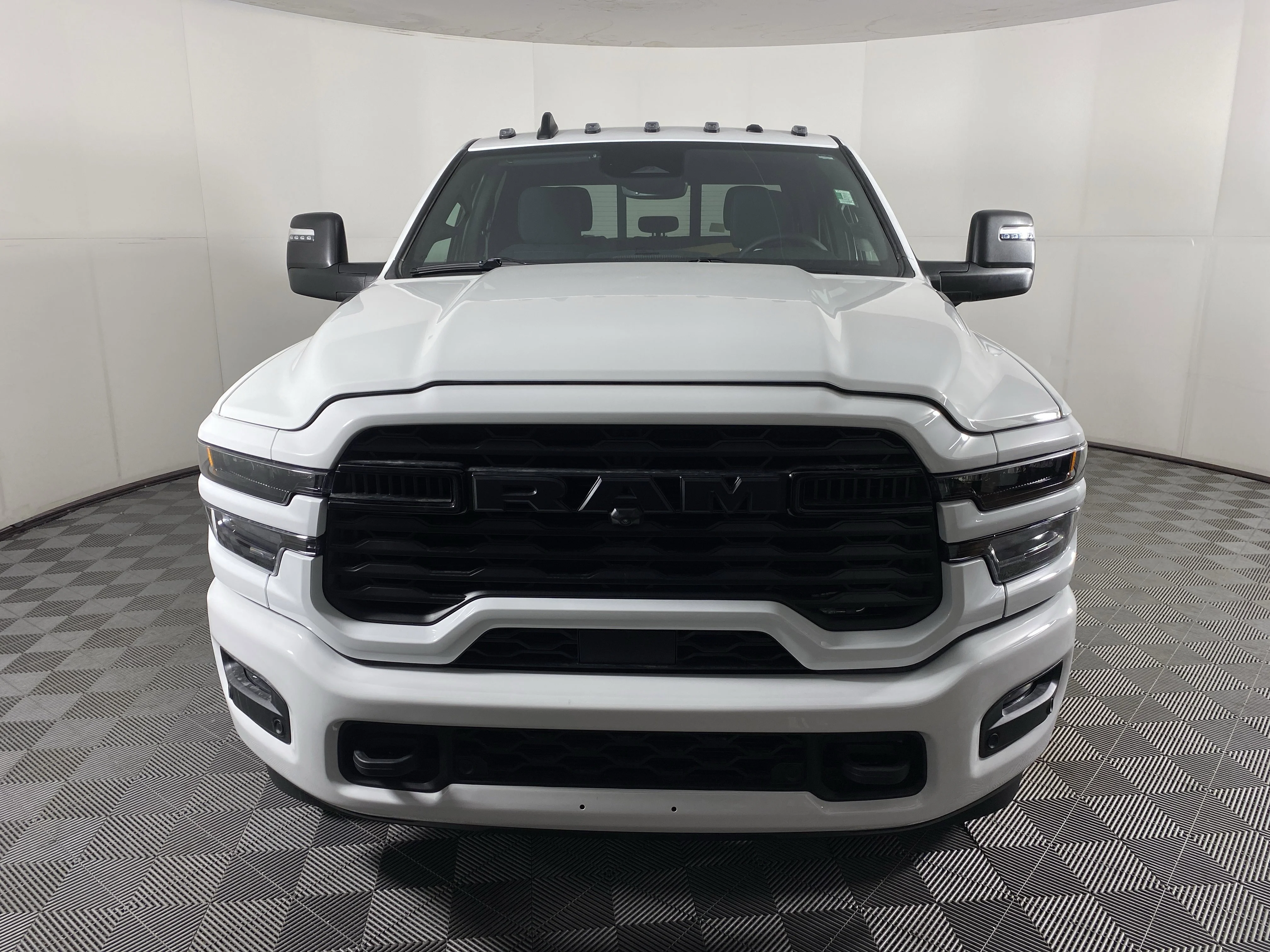 New 2026 Bright White Clear-Coat Exterior Paint RAM Big Horn image 12