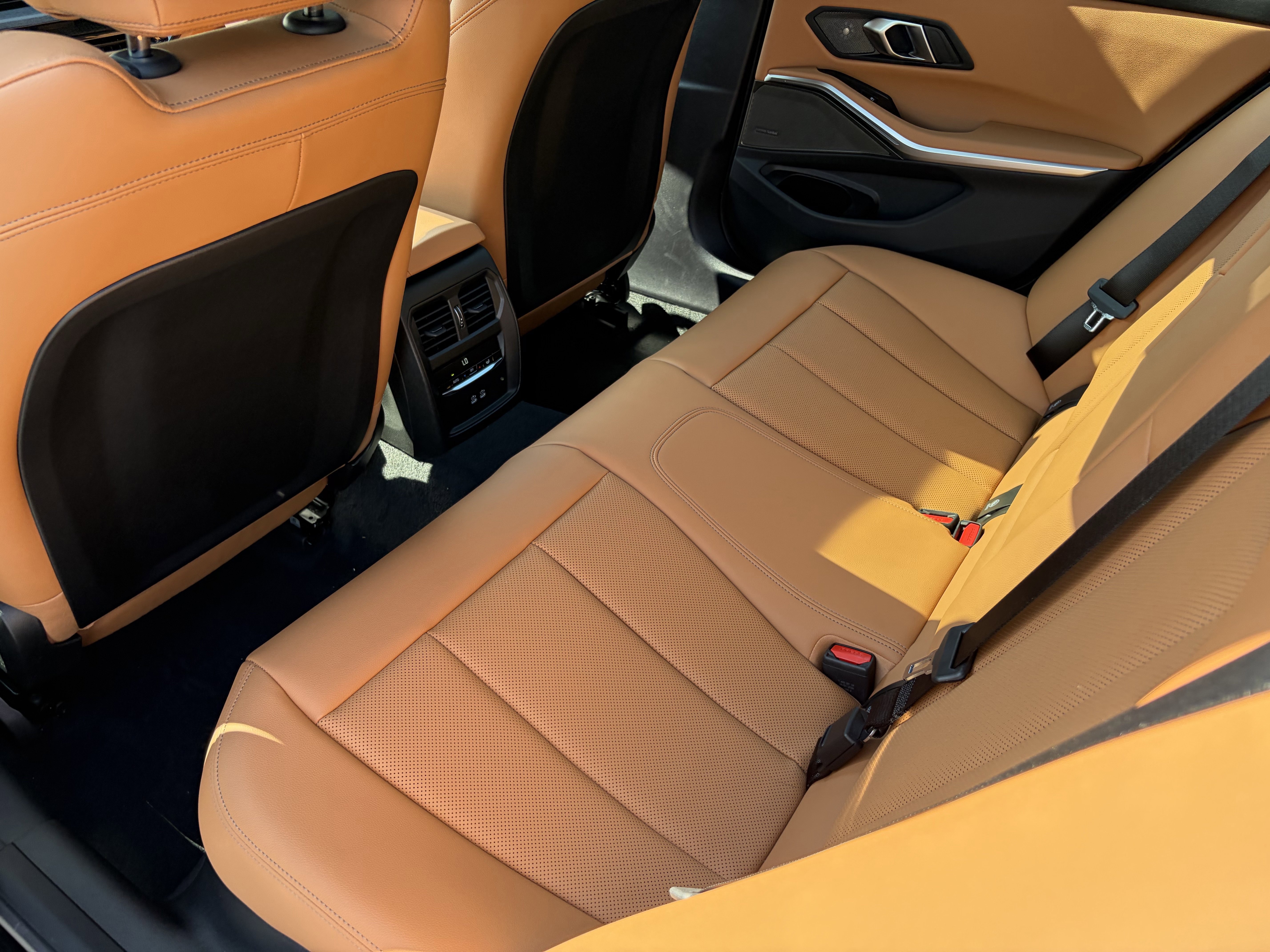 New 2026 Black Sapphire Metallic BMW 330i xDrive image 15