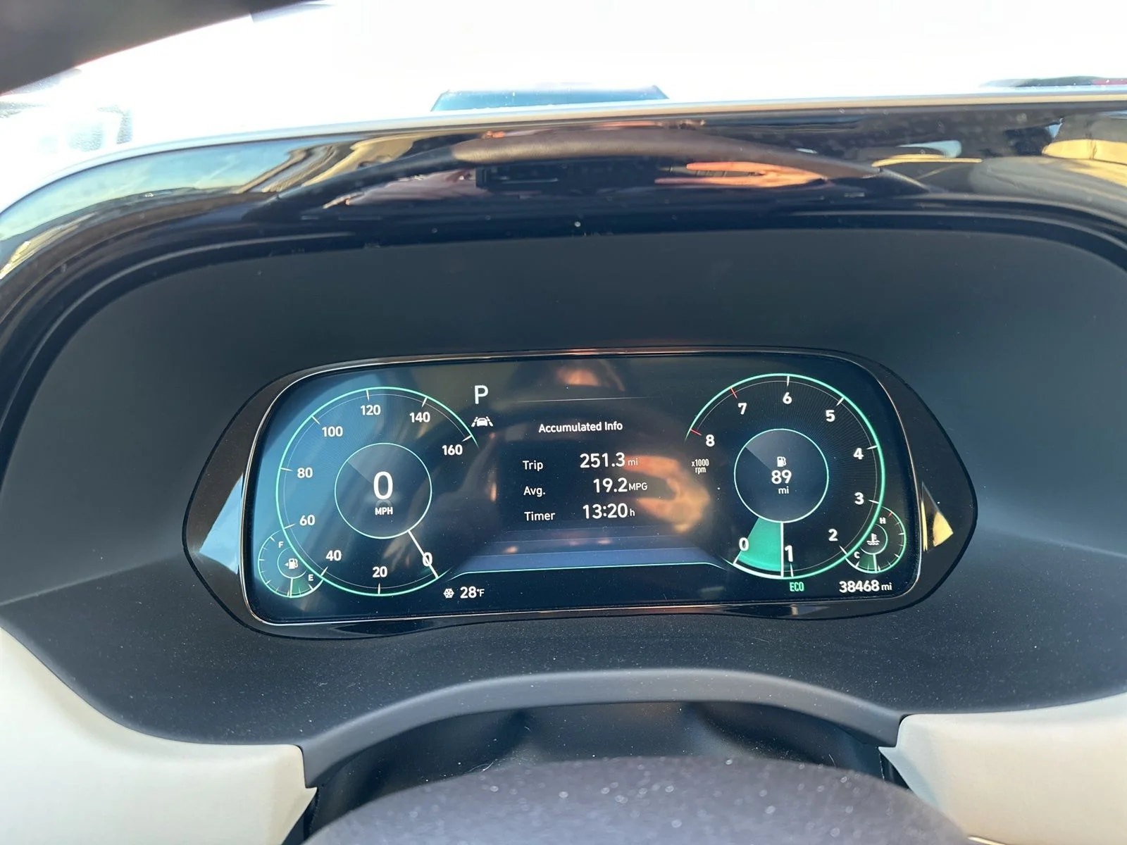 Used 2021 White Hyundai Calligraphy image 42