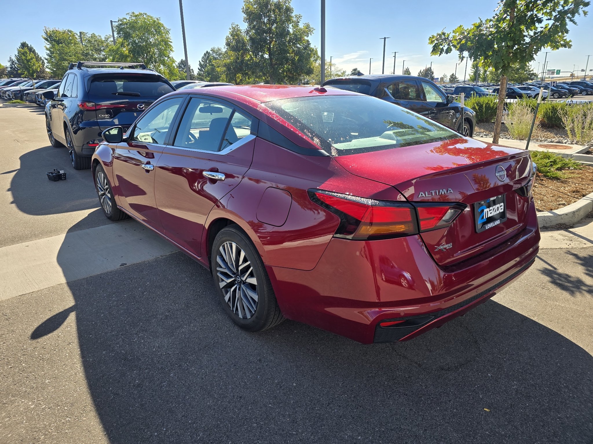 Used 2025 Scarlet Ember Nissan SV image 3