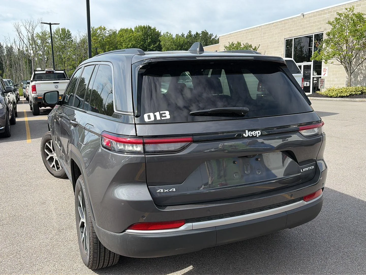 Used 2026 Baltic Gray Metallic Clearcoat Jeep Limited image 3