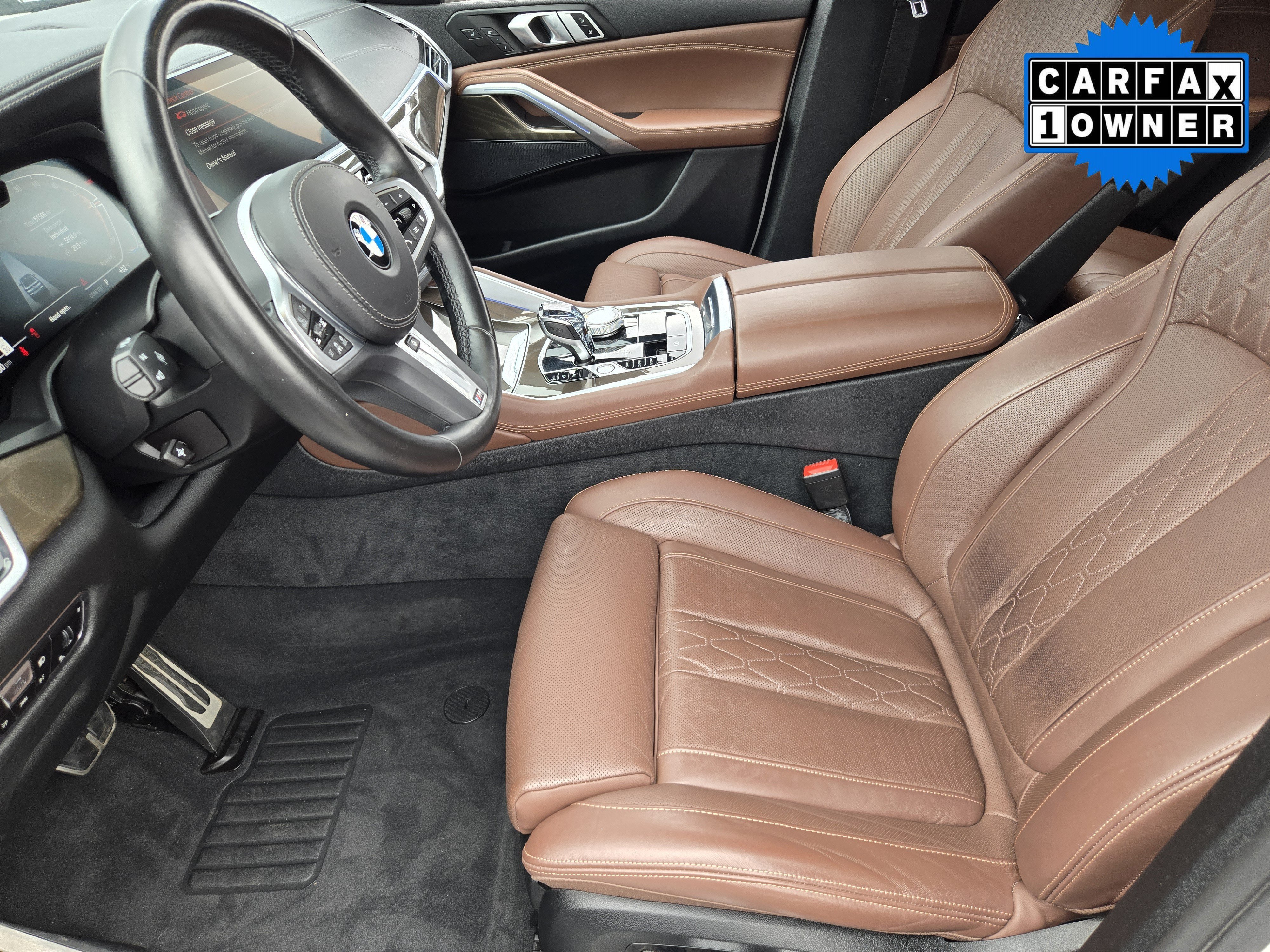 Certified Used 2022 Alpine White BMW xDrive40i image 11