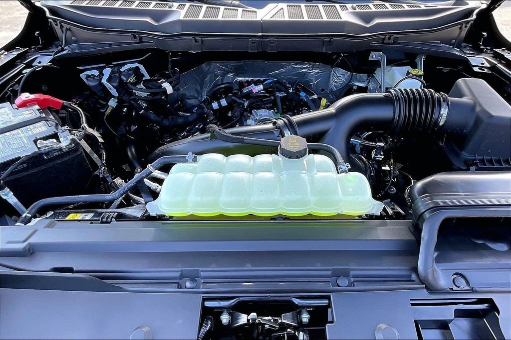 New 2026 Ford F-150 XLT 4D SuperCrew