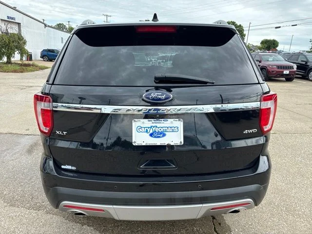 Certified Used 2017 Shadow Black Ford XLT image 6