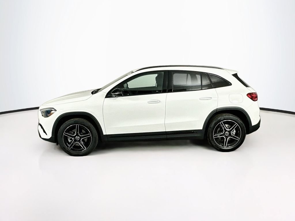 New 2026 Polar White Mercedes-Benz GLA 250 image 4