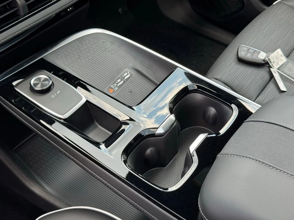 2025 Buick Enclave Sport Touring - Photo 30