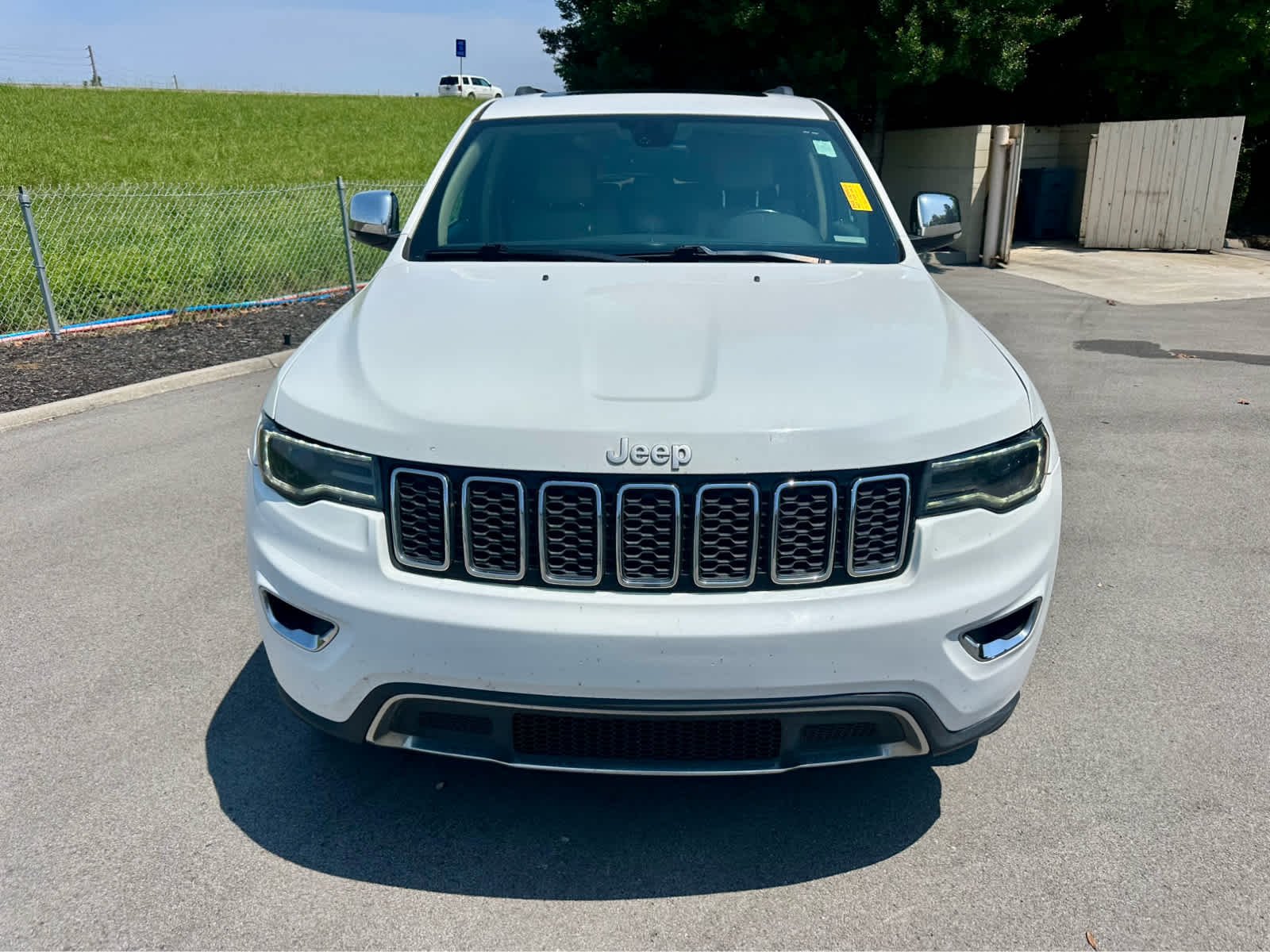 Used 2017 Bright White Clearcoat Jeep Limited image 2