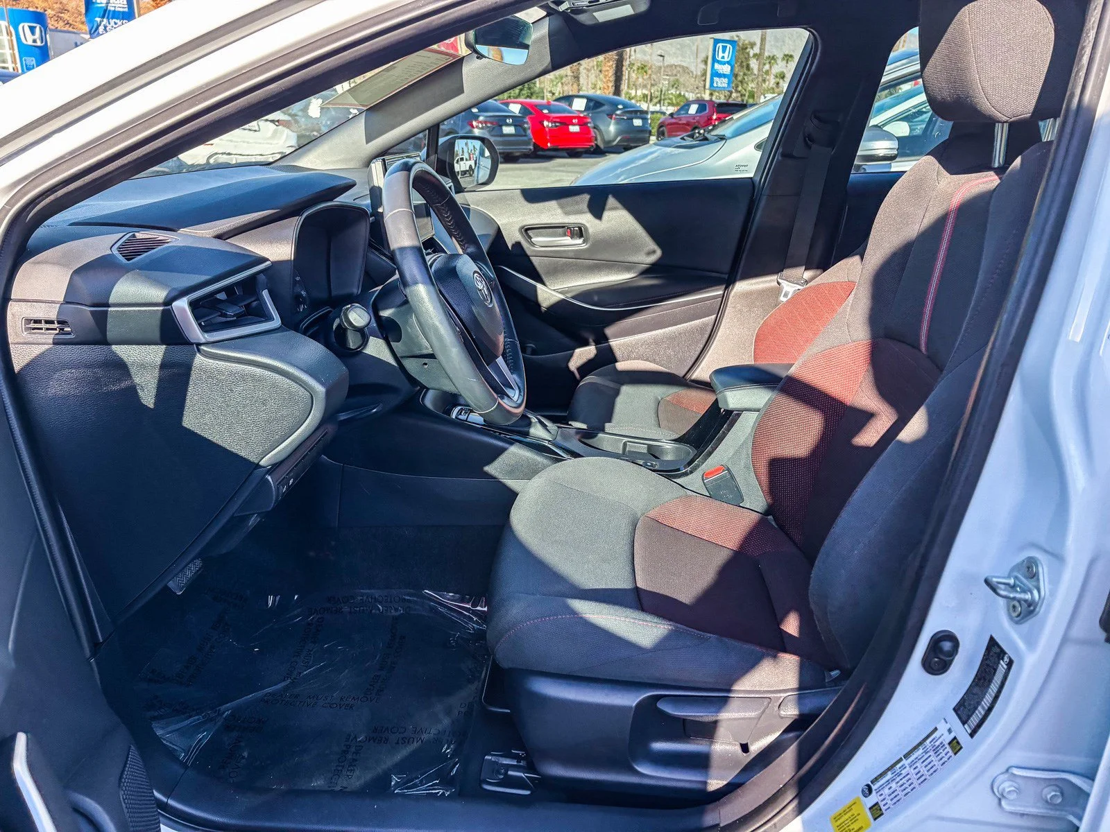 Certified Used 2024 Ice Cap Toyota SE image 19
