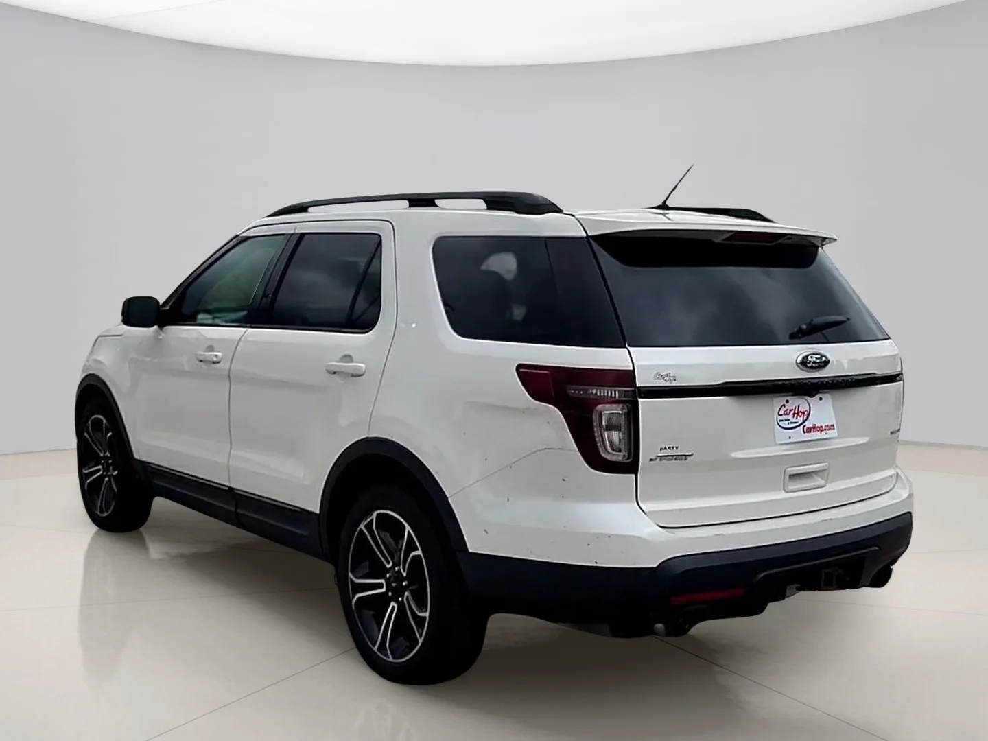 Used 2015 White Ford SPORT image 3