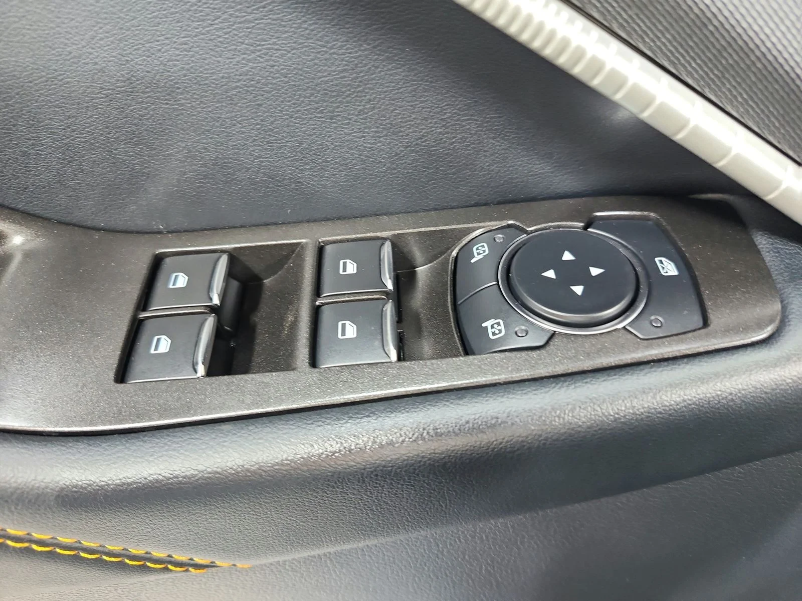 New 2026 White Ford Tremor image 33