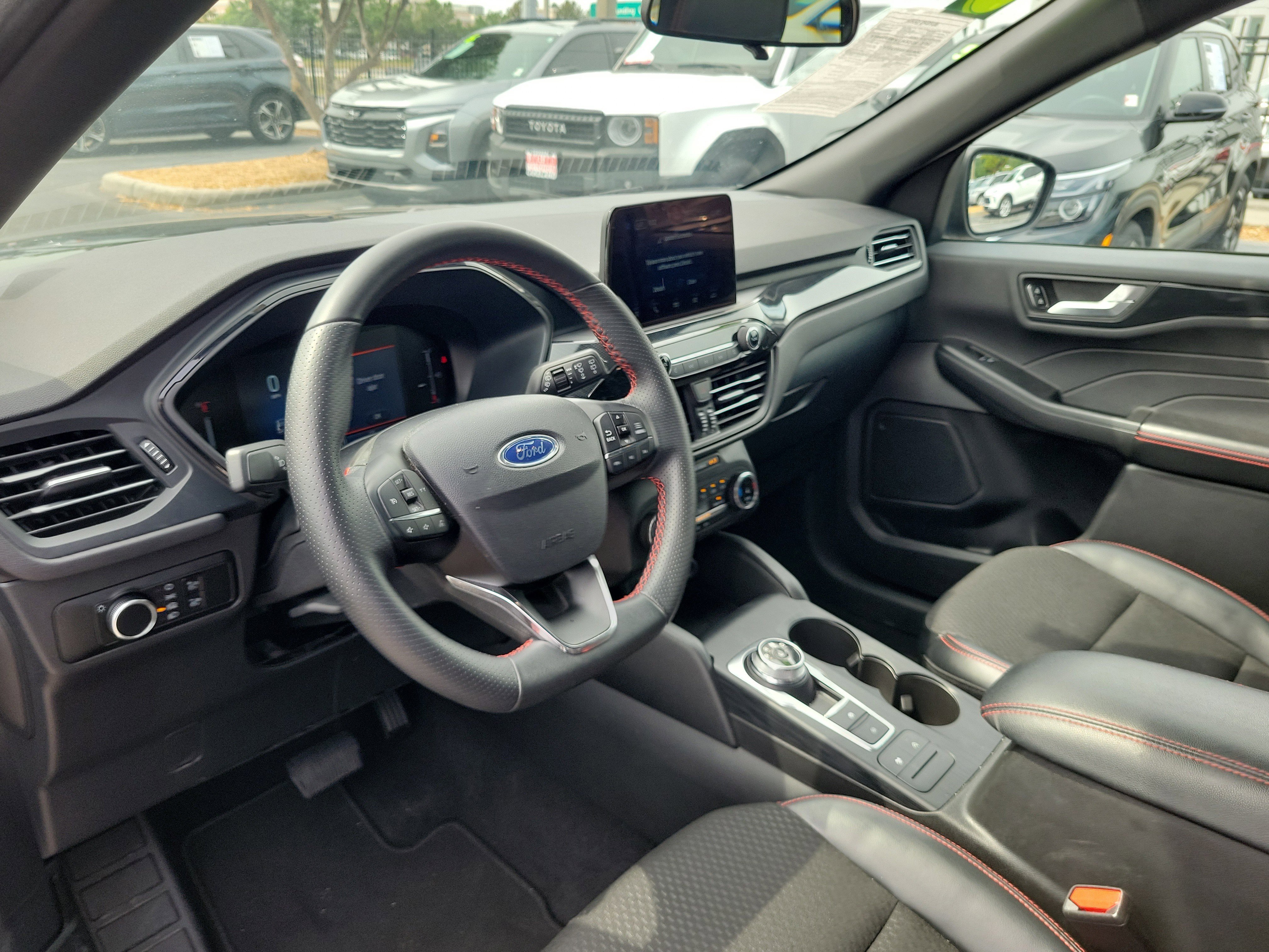 Used 2025 Black Metallic Ford ST-Line image 21
