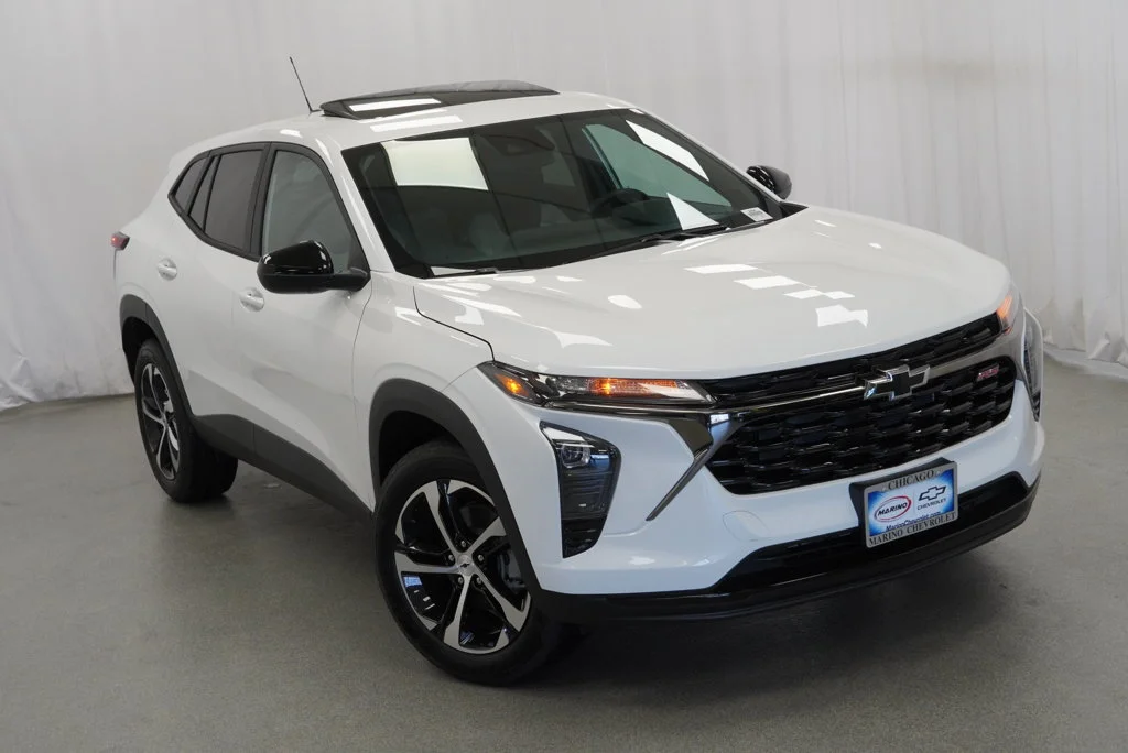 New 2026 Summit White Chevrolet 1RS image 35
