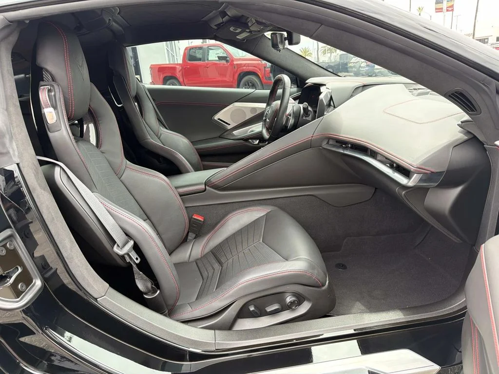 2021 Chevrolet Corvette 3LT - Photo 23