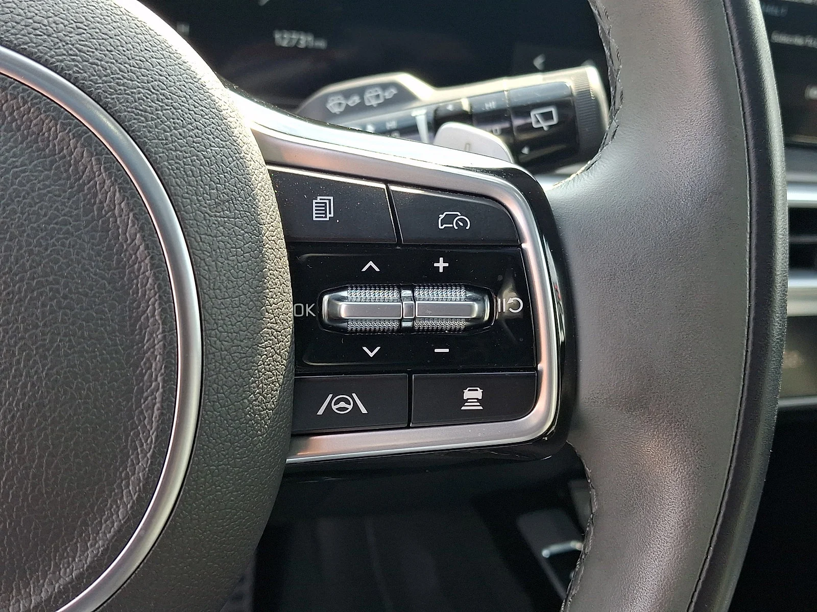 Certified Used 2025 Gray Kia X-Line SX Prestige image 24