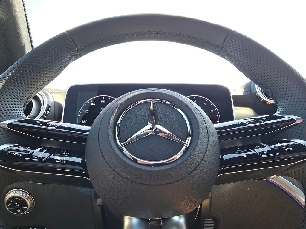 New 2026 MANUFAKTUR Alpine Grey Mercedes-Benz GLC 300 image 29