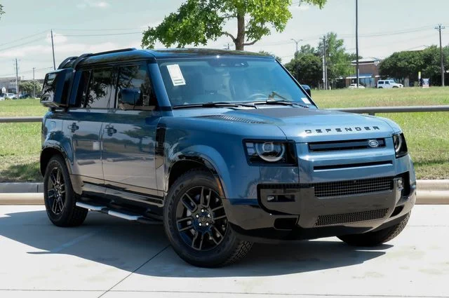 New 2026 Tasman Blue Land Rover X-Dynamic SE image 7