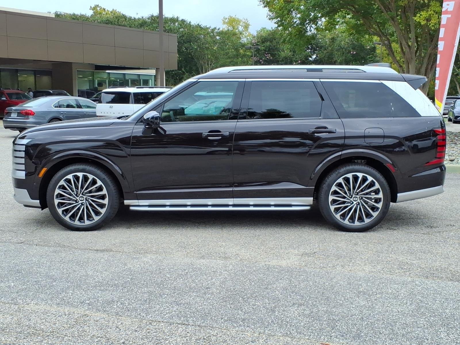 New 2027 MAROON HYUNDAI CALLI image 4