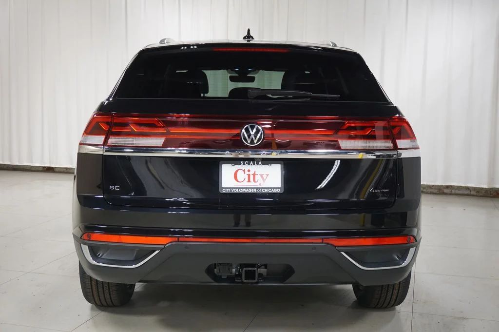 New 2026 Deep Black Volkswagen 2.0T SE w/Technology image 6