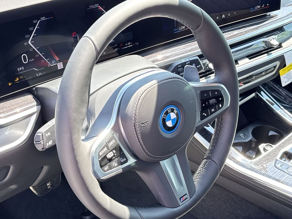 New 2026 Carbon Black Metallic BMW xDrive50e image 11