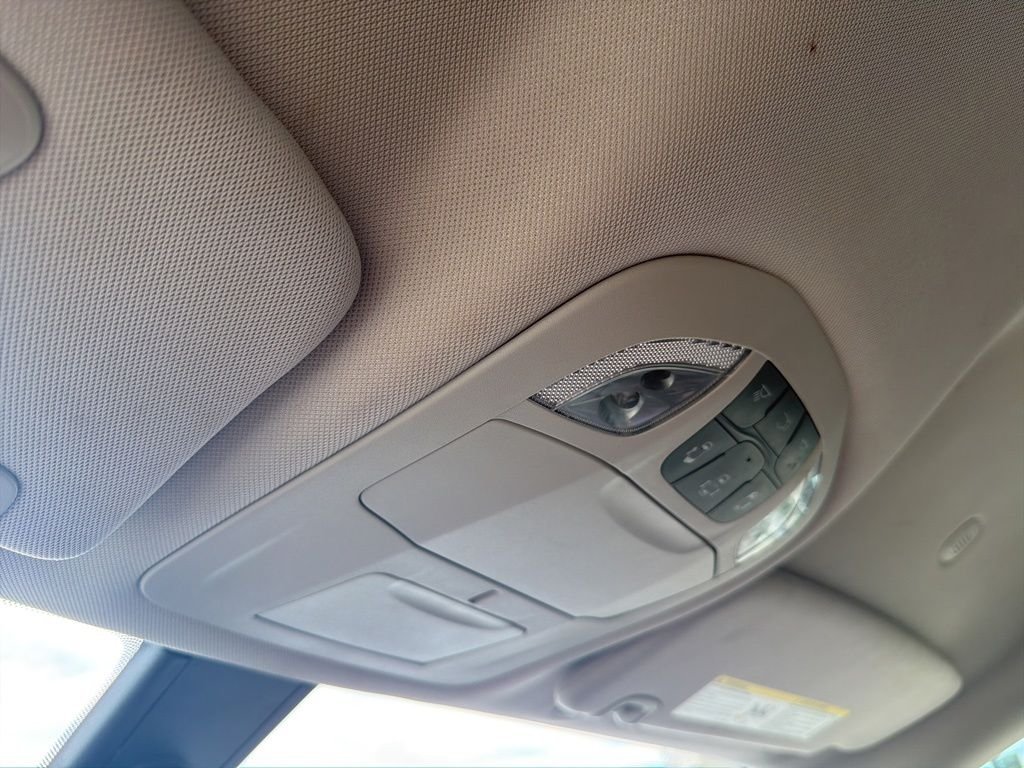 Used 2021 Black Chrysler LXI image 25