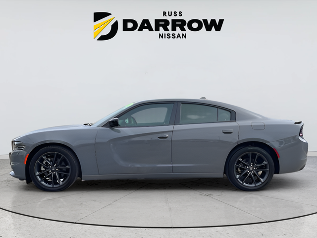 Used 2023 Gray Dodge SXT image 2