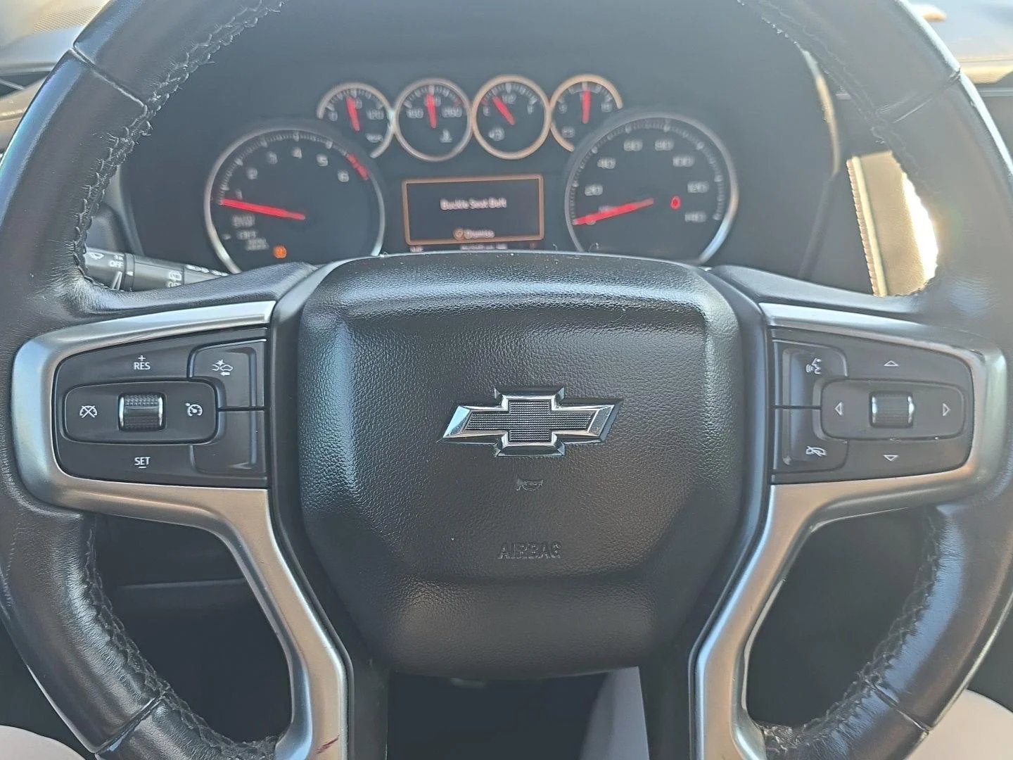 Used 2021 Summit White Chevrolet Z71 image 15
