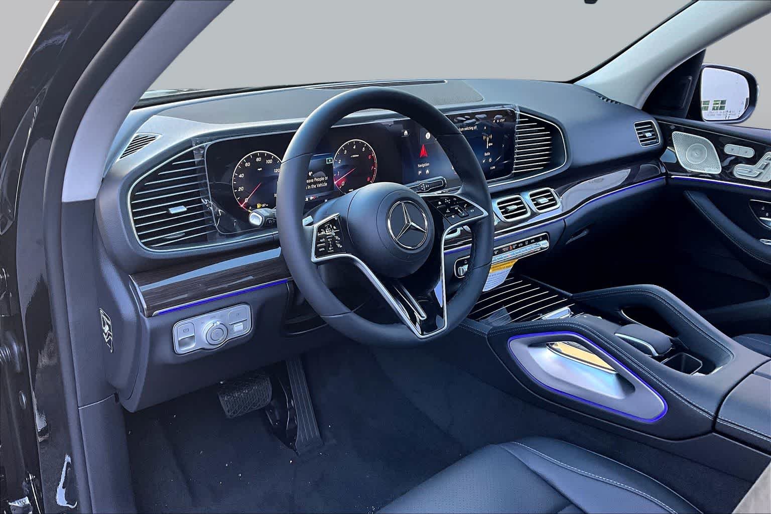 Used 2026 Obsidian Black Metallic Mercedes-Benz GLE 450 image 17