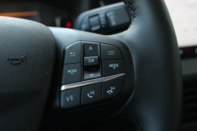 2025 Ford Maverick XLT - Photo 11