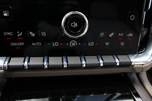 2026 GMC Yukon XL Denali - Photo 21