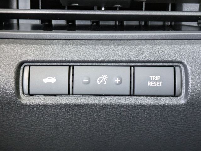 2025 Nissan Altima SV - Photo 17
