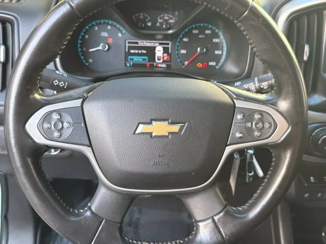 Used 2018 White Chevrolet ZR2 image 27