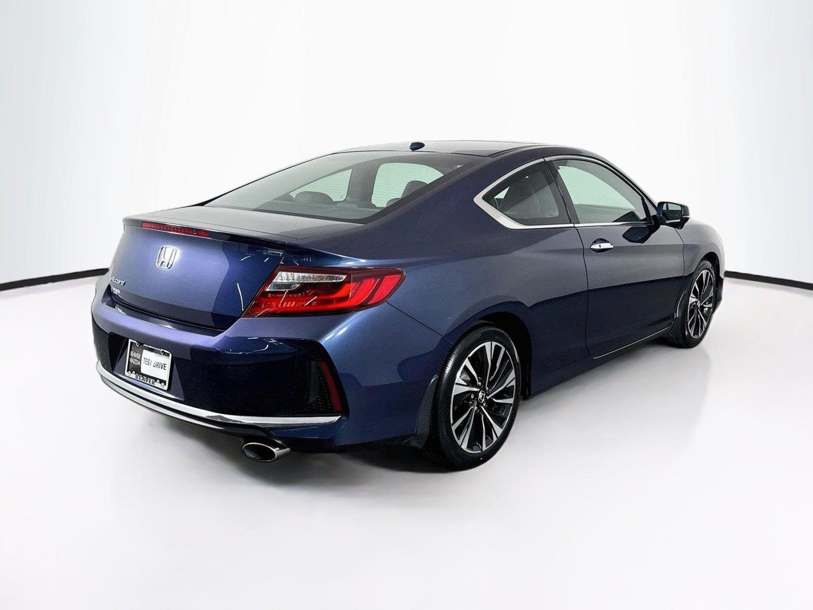 Used 2016 Deep Blue Opal Metallic Honda EX-L image 2