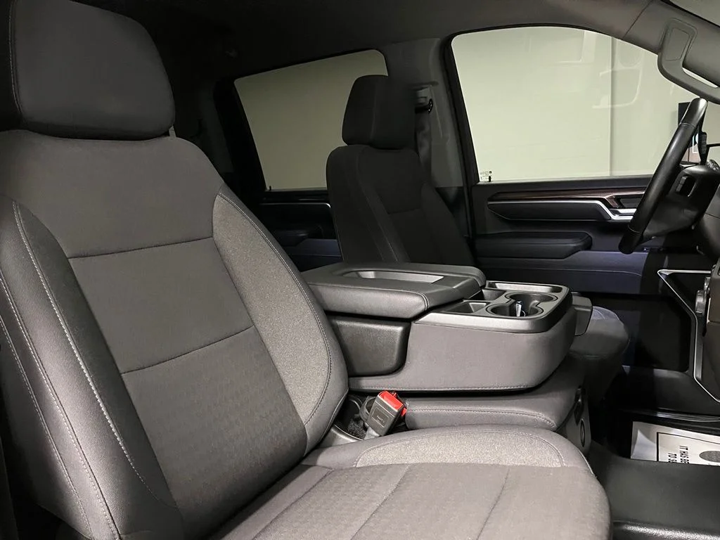Used 2025 Gray Chevrolet LT image 58