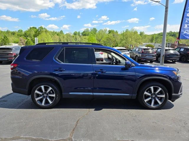 Used 2025 Blue Honda Touring image 9
