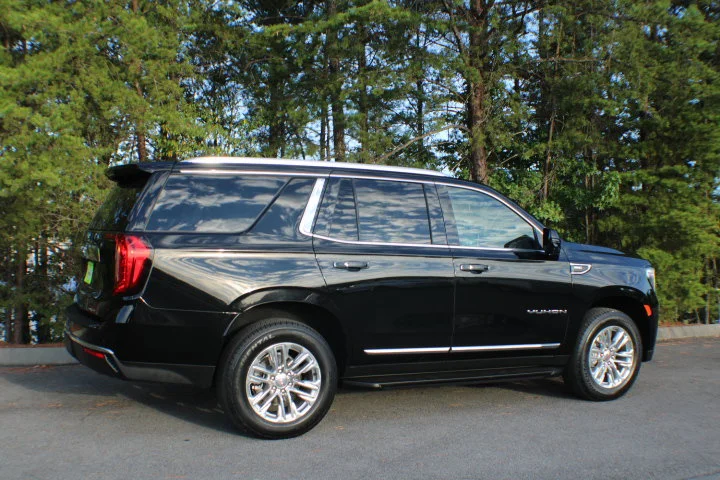 Certified Used 2024 Onyx Black GMC SLT image 2