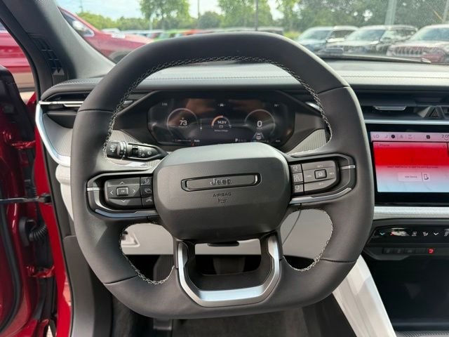 New 2026 Red Hot Pearl-Coat Exterior Paint Jeep Laredo image 15