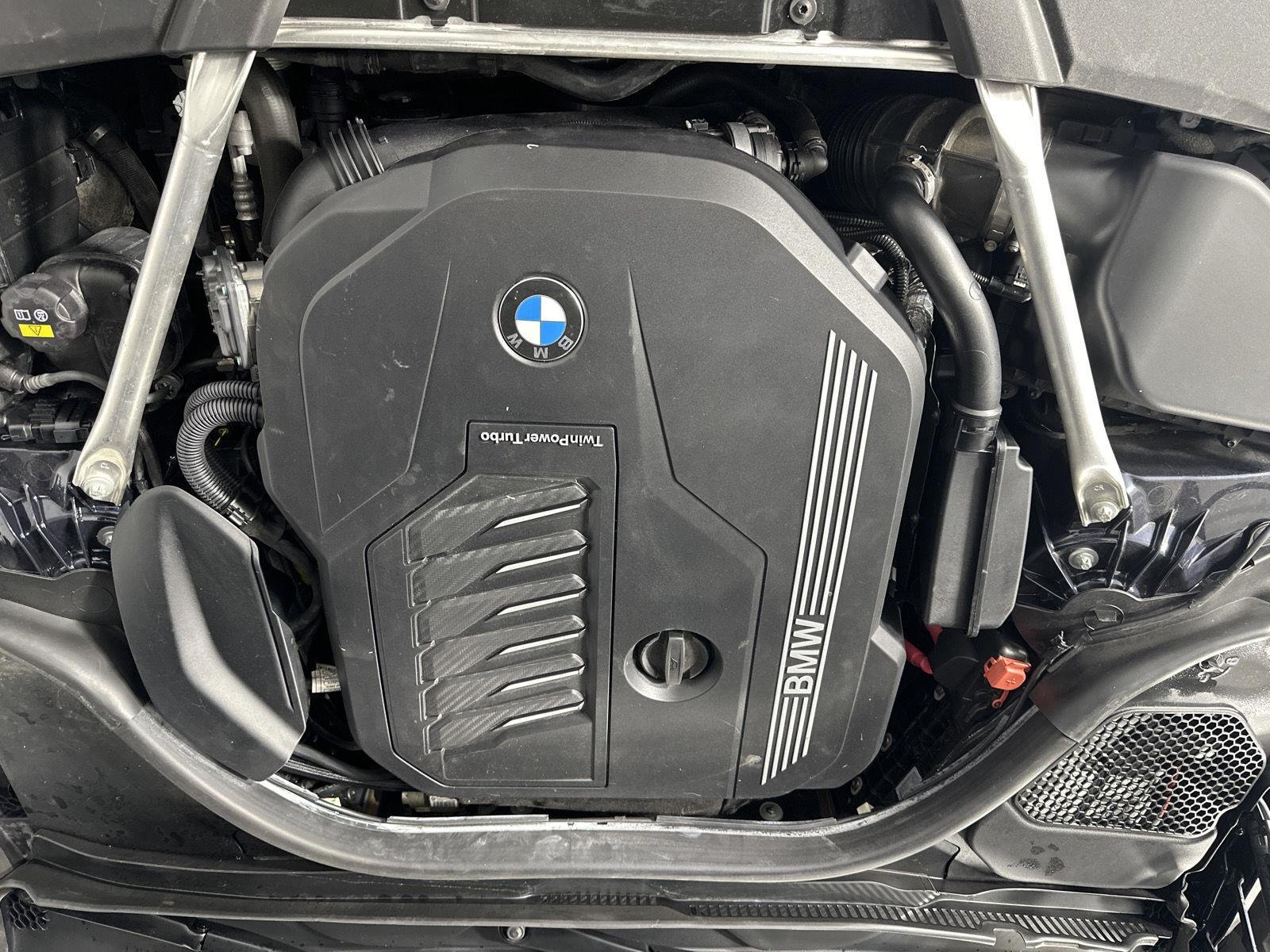 Used 2020 Imperial Blue Metallic BMW 540i xDrive image 30