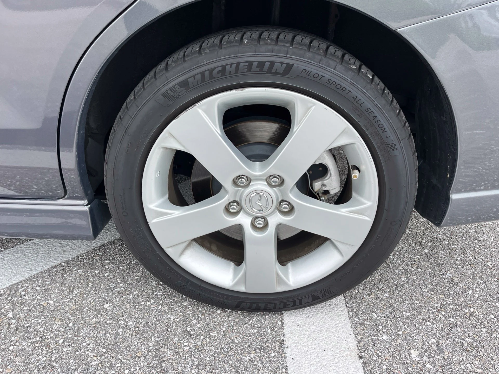 Used 2007 Galaxy Gray Mica Mazda Sport image 9