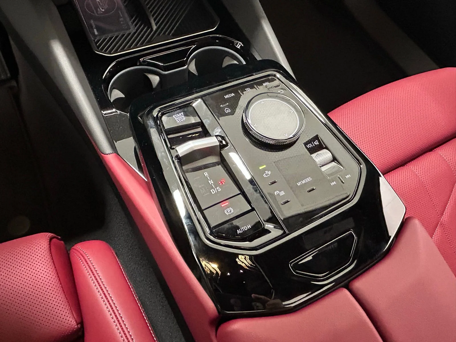 2026 BMW 5 Series 530i - Photo 22