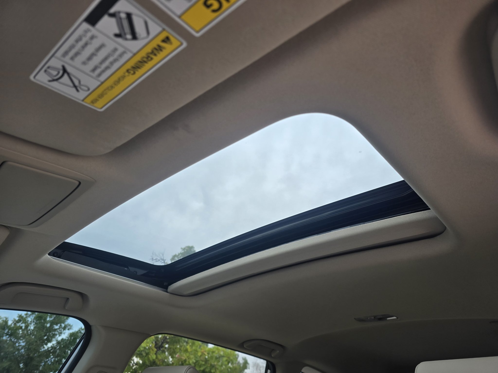 Used 2021 Platinum White Pearl Honda Touring image 24