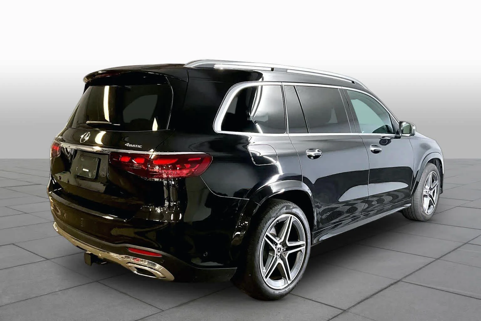 Certified Used 2024 Obsidian Black Metallic Mercedes-Benz GLS 450 image 13